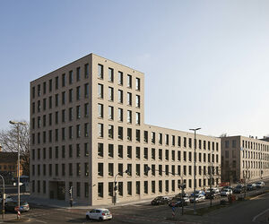 Das siebenstöckige Verwaltungsgebäude der GWG - Wohnungsgesellschaft Reutlingen mbH